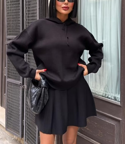 Damen Zweiteiler Set – Plissee Rock & Kapuzenpullover