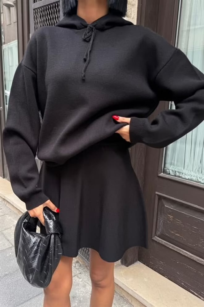 Damen Zweiteiler Set – Plissee Rock & Kapuzenpullover