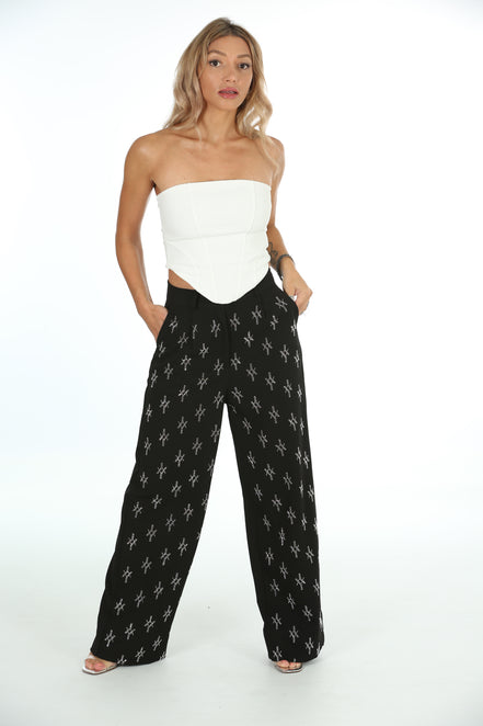Weite Hose mit Strass-Sternmuster – Schwarz